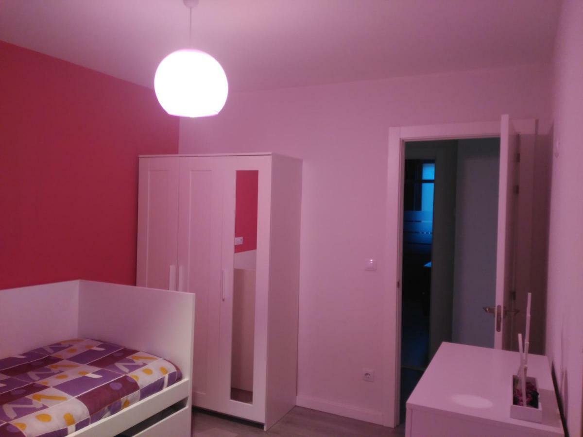 Apartamento Turistico Marcelo Celayeta At Cerca Del Centro パンプローナ エクステリア 写真